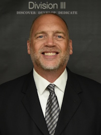 Head Coach Paul Grove